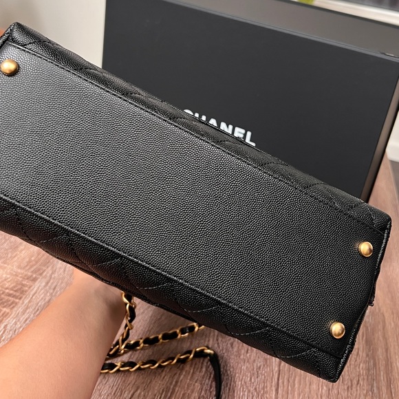 Brand New Coco Chanel Flapbag with handle, v b/black with dust bag and box. - Picture 13 of 15